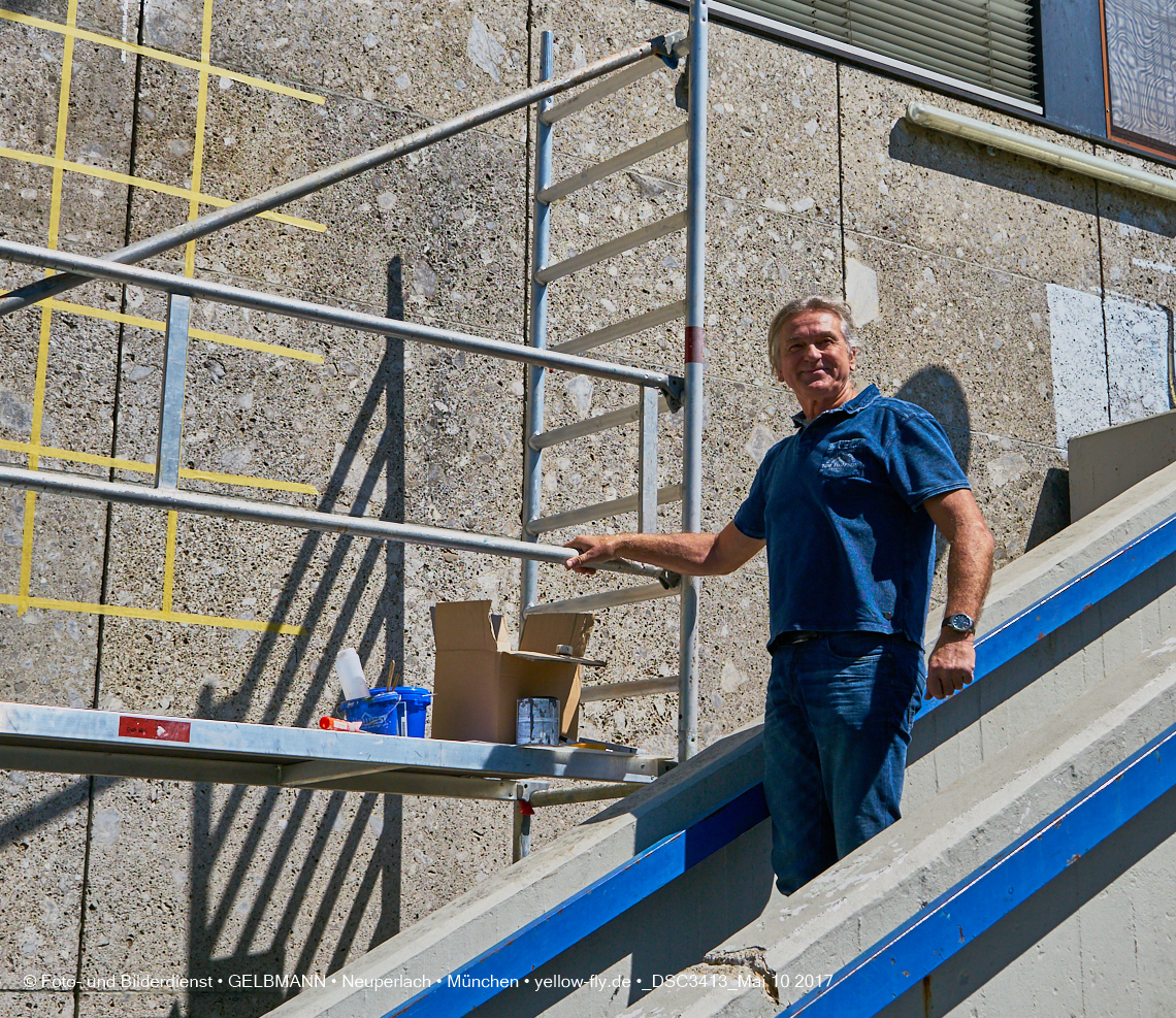 21.03.2017 - Abrissbaustelle Quiddezentrum in Neuperlach